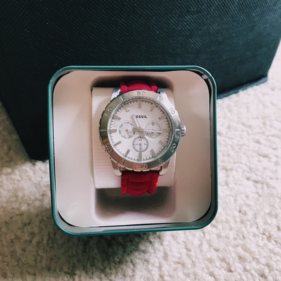 Fossil Pink Watch - Picture 4 of 4